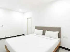 Hotel Stay inn Near Patiyala Chowk Bus stand Zirakpur