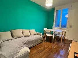 Bright flat near Paris, close to metro