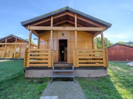 Camping Gran Sol, κάμπινγκ πολυτελείας σε Montferrer