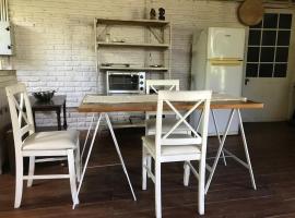 Loft en el quincho, hotel in Ingeniero Maschwitz