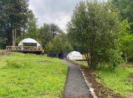 HuellaBlanca, ξενοδοχείο σε Manzanar