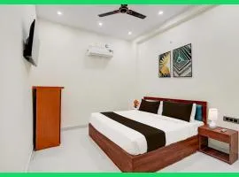 Hotel Mahaveera Galaxy Inn Near Kashi Vishwanath Temple - Restaurants # Free Wi-Fi And Parking Facilities - Fully Air conditioning Room- Best Hotel In Varanasi