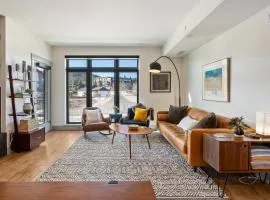 Timber Fox 2207 condo