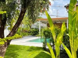 Lilly Pool Villa near Krabi Airport with Free Airport Shuttle