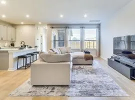 Less Than 2 Mi Kalahari and Dell Diamond! Modern Townhome