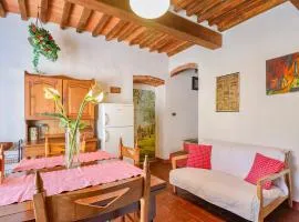 Tuscan Apartment with Pool - Garden and Lake