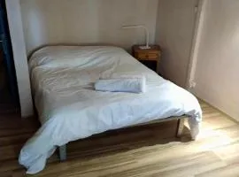 Chambre avec salle de bain privative centre d'Aix