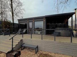 Doles Perle, hotel with hot tubs in Ķekava