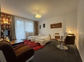 M M Central Apartments - Free Parking - Vintage Style