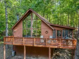 Fox Hollow - Hot Tub, Wifi, Pet Friendly, Screen Porch, Deck, Recreation Center, Pool Access, Golf Nearby, Hiking, Grill, Fireplace, King Bed