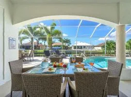 My Happy Place- Beautiful Waterfront Vacation Home