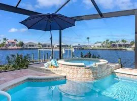 Palm Pointe - Waterfront Vacation Rental Cape Cora
