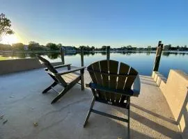 Shamrock Lakes - Lake View - Relaxing Pool & Dock