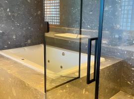 Apartamento com banheira Dupla Vale dos Vinhedos, hotel in Garibaldi