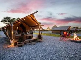 Boutique Camp Escape near Roaring River