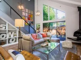 House on Broadway at the Plaza