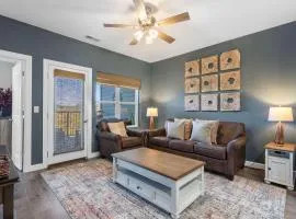 Crossroads Vistas - 3BDR Condo