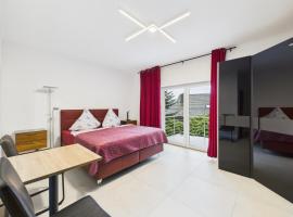 Attraktive Neubauwohnung,Balkone,WIFI,Parken im Hof,Ganze Ruhe, hotel in Bremen