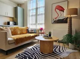 Apartment Ten Pelican House