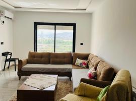 Tabarka Royal Golf & Sea Brand New Modern Flat, rantahotelli kohteessa Tabarka