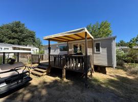 Mobil home, ξενοδοχείο στη Ναρμπόν