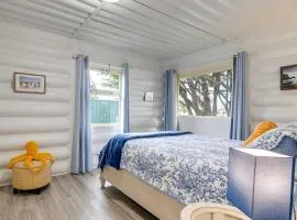 Unique Dog-Friendly Log Cabin Short Walk to Ocean