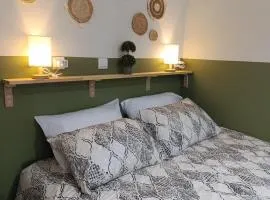 Modern & Cozy Studio 35 in Chalandri