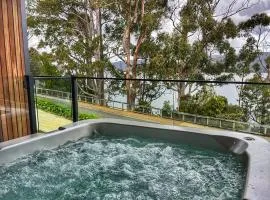 Bay View Retreats- Ocean mist