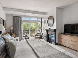 374 Lodge At Spruce Peak Ski In Ski In Ski Out King Studio By Stowe Mountain Rentals