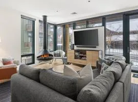 213- Spruce Peak Lodge Mountainside 3 Bed Treehouse unit sleeps 11