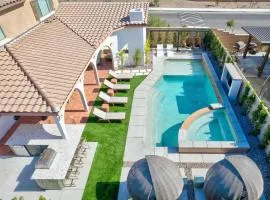 Los Arcos- Exclusive 7 Br, Sleeps 19 Pool Home