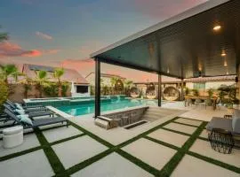 Green Lion - New Spectacular Modern Pool Home