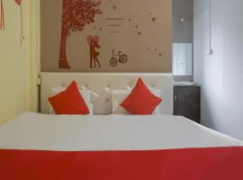 Hotel O R K Hotel, hotel in Chinchiwad