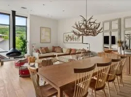 420 Lodge At Spruce Peak New Treehouse Unit 3 bed Sleeps 10