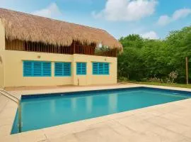 Lovely private cabin with beach access in Palomino