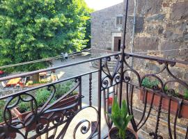 Borgo Maggiore, hotel in Radicofani