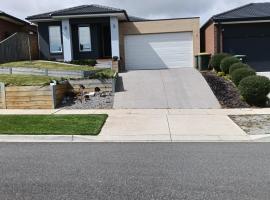 Bay View's, hotel in Clifton Springs