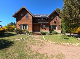 AWEN, hotel in Villa Meliquina