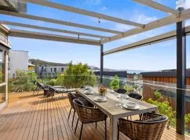 Boston Beach House - BYO Linen