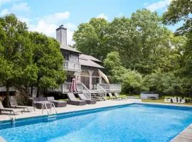 Meadowood Manor by RoveTravel 6BR Outdoor Spaces