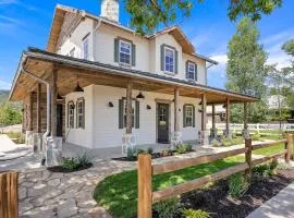 Historic Midway Farmhouse