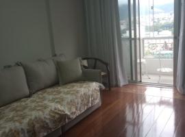 Apartamento no centro de São Lourenço, hotel in São Lourenço