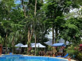 The Narra Private Resort and Events Place, Hotel in Baras