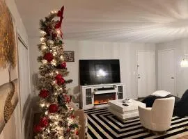 Modern 1BR Porchlight retreat