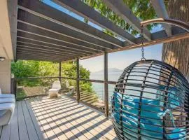 SALT COTTAGE Waterfront Guest House with Superb Views