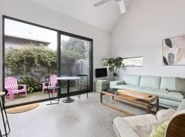 Spacious 1-Bed Townhouse in Norlane