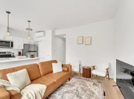 The Maple Muse Lux 1 Bed Townhome