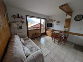 Confort pour 4, proche pistes, garage, balcon sud - FR-1-445-231