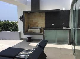 Casa condominio Cala del mar -1era fila, hotel a Salitre