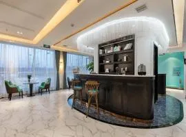 Xana Deluxe Shangqiu Ancient Town